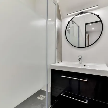 Appartamento Design Studio Near Place Des Vosges Parigi